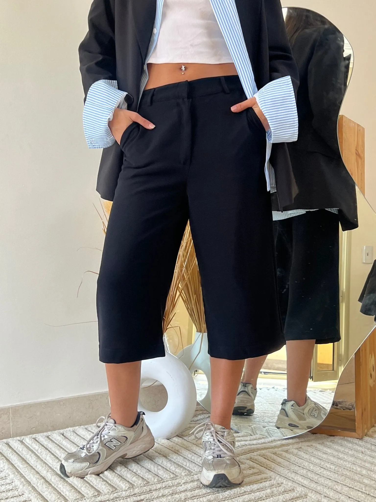 Black Capri Pants