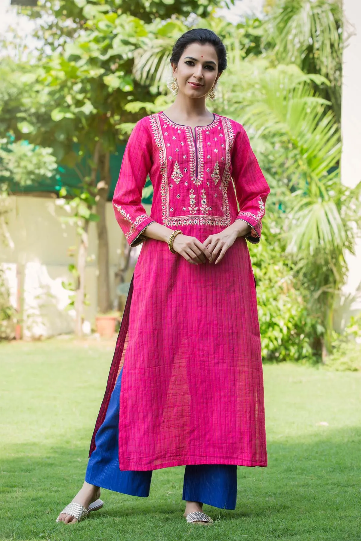 Chanderi silk kurta with Pittan work