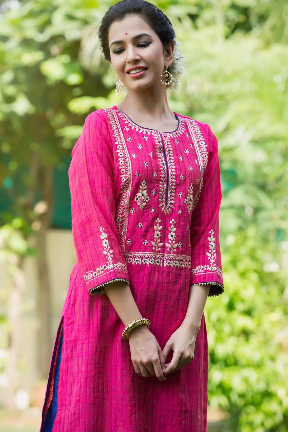 Chanderi silk kurta with Pittan work
