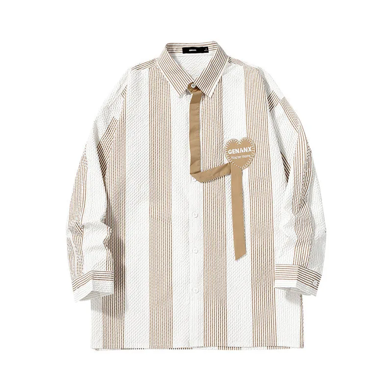 Contrasting color striped letters embroidered love label ribbon decorated loop shirt