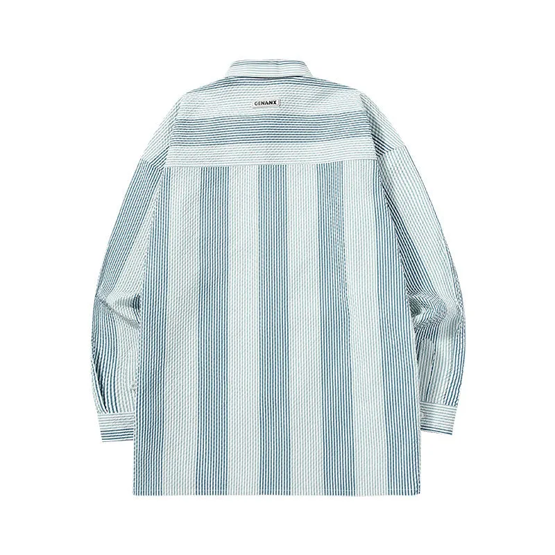 Contrasting color striped letters embroidered love label ribbon decorated loop shirt