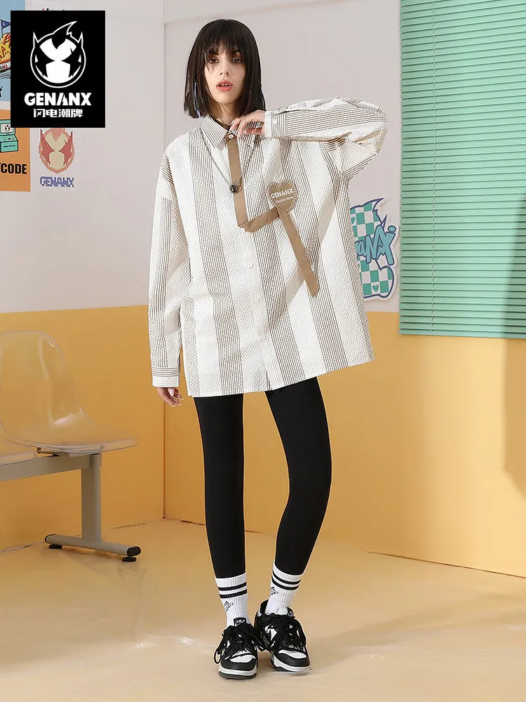 Contrasting color striped letters embroidered love label ribbon decorated loop shirt