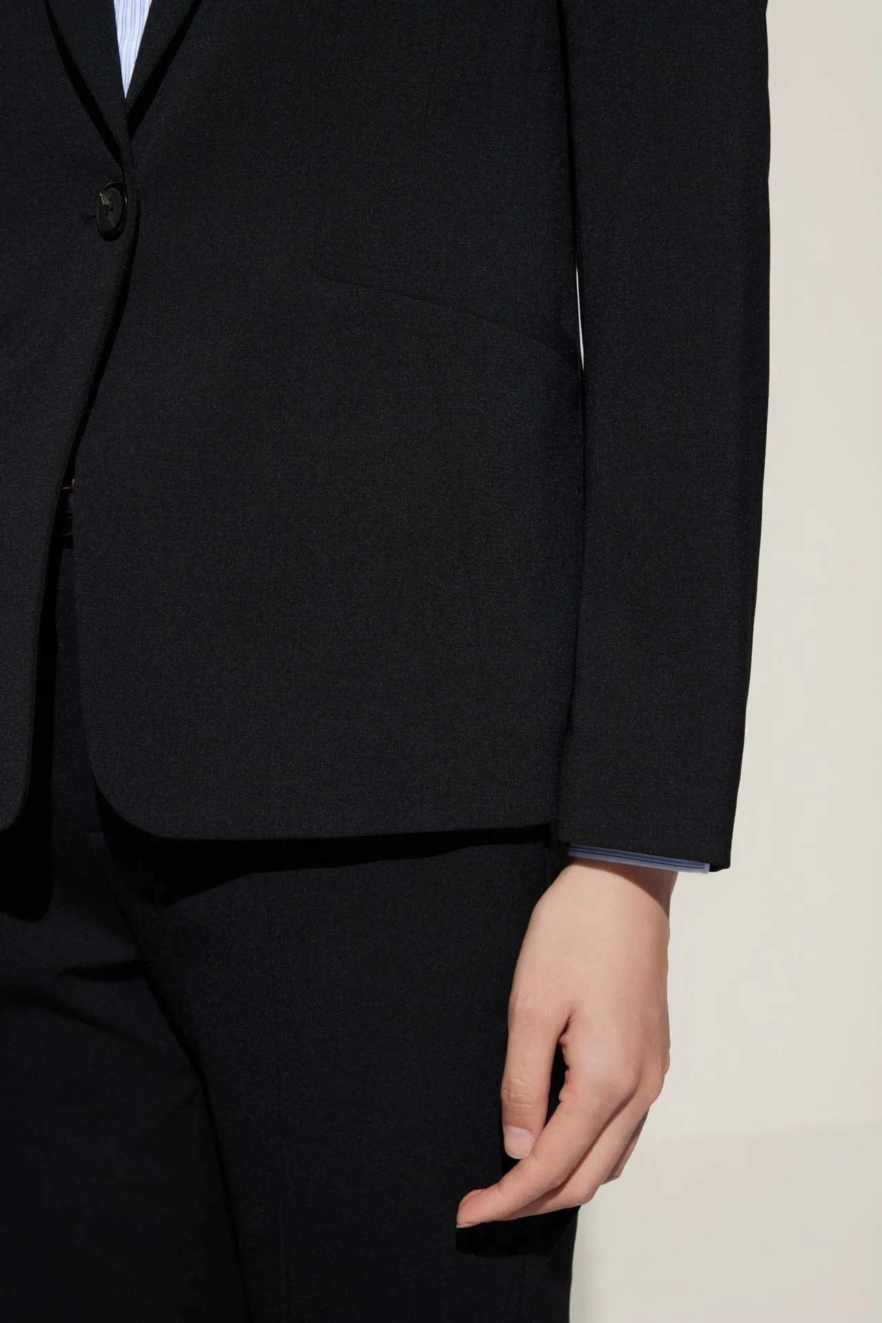 Cooling Multi-Way Stretch Suit Blazer