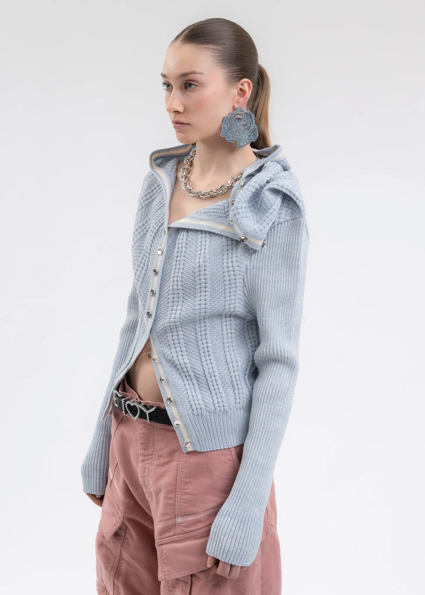 LIGHT BLUE CLASSIC RUFFLE NECKLACE CARDIGAN